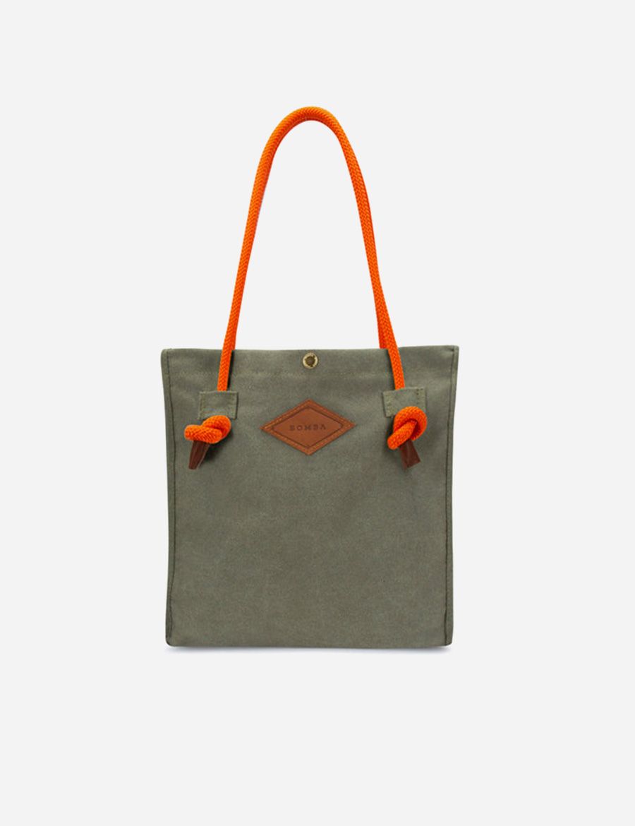 The Amanzim Tote Olive