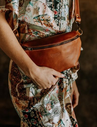 Orion Moonbag Tan