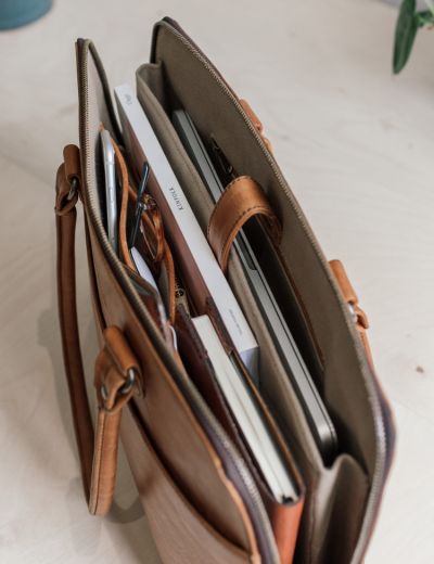 Ladies Leather Work Bag Tobacco