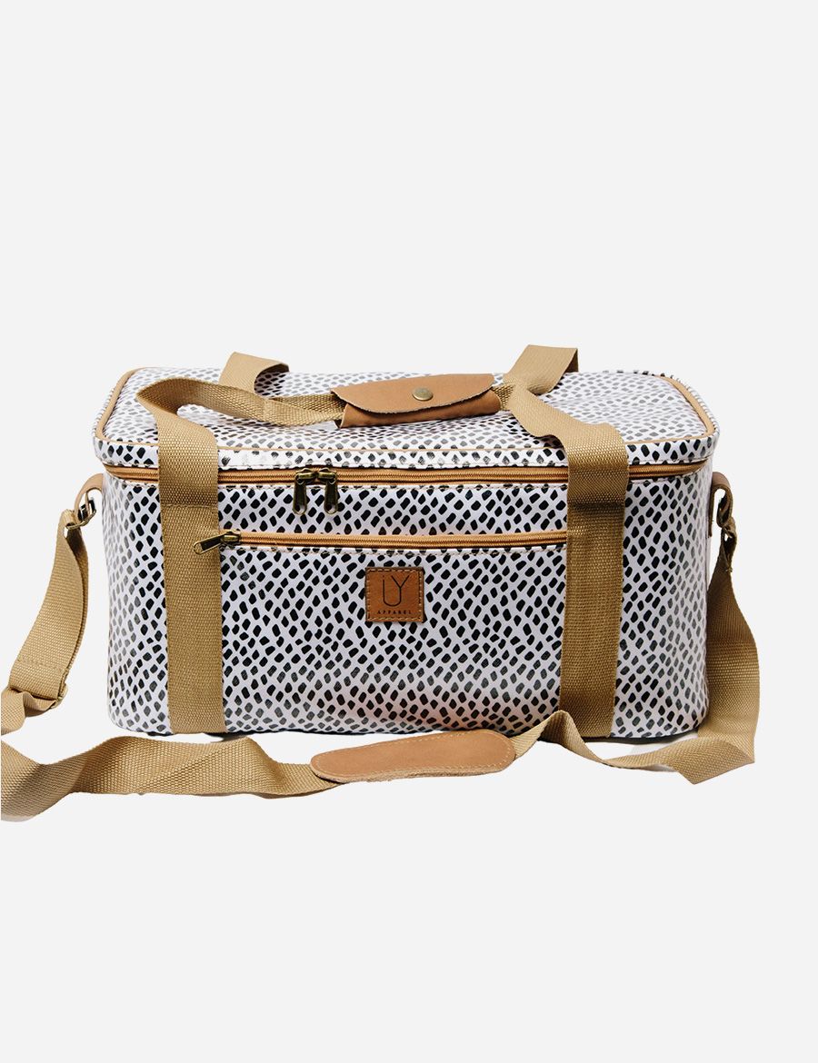 Courtney Cooler – Scatter Black on White
