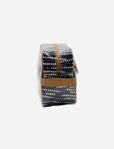 Large Toiletry Bag – Reed Black