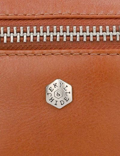 Slim Ladies Leather Waist Bag, Tan