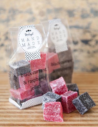 Blackcurrant and Raspberry Jelly Squares 100g