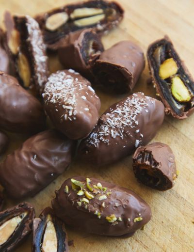 Medjool Dates and Pistachios in Belgian Milk Chocolate 330g Gift Box