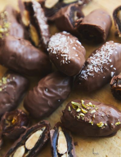 Medjool Dates and Pistachios in Belgian Milk Chocolate 330g Gift Box