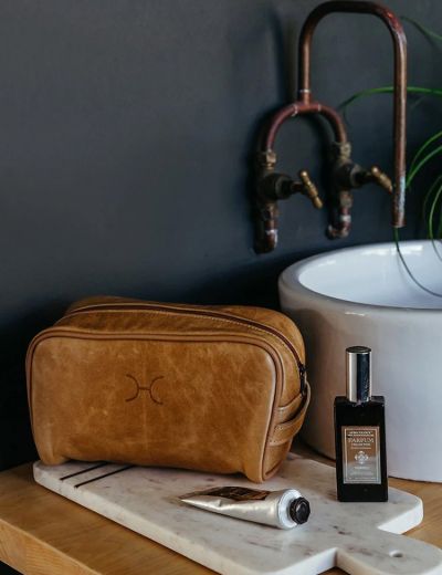 Single Zip Leather Vanity Tobac