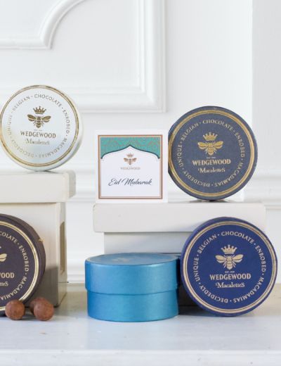 Picture of Milk Belgian Chocolate & Sea Salt Wedgewood Macalettes Hat Box