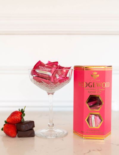 Picture of Dark Chocolate & Strawberry Gift Box