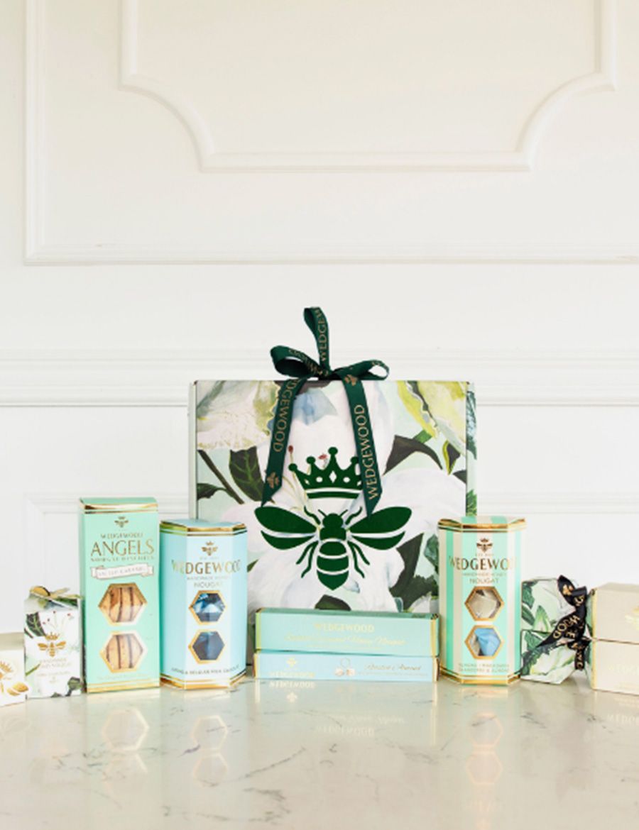 Picture of Wedgewood Floral Lily Hamper